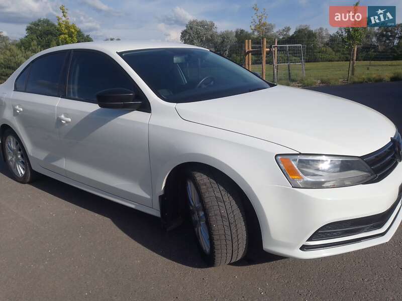 Седан Volkswagen Jetta 2015 в Царичанці