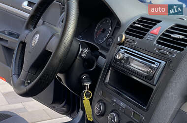 Седан Volkswagen Jetta 2006 в 