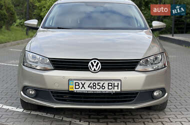 Седан Volkswagen Jetta 2012 в Хмельницком
