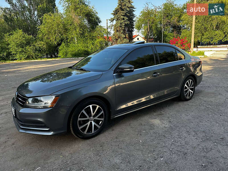 Седан Volkswagen Jetta 2016 в Запорожье