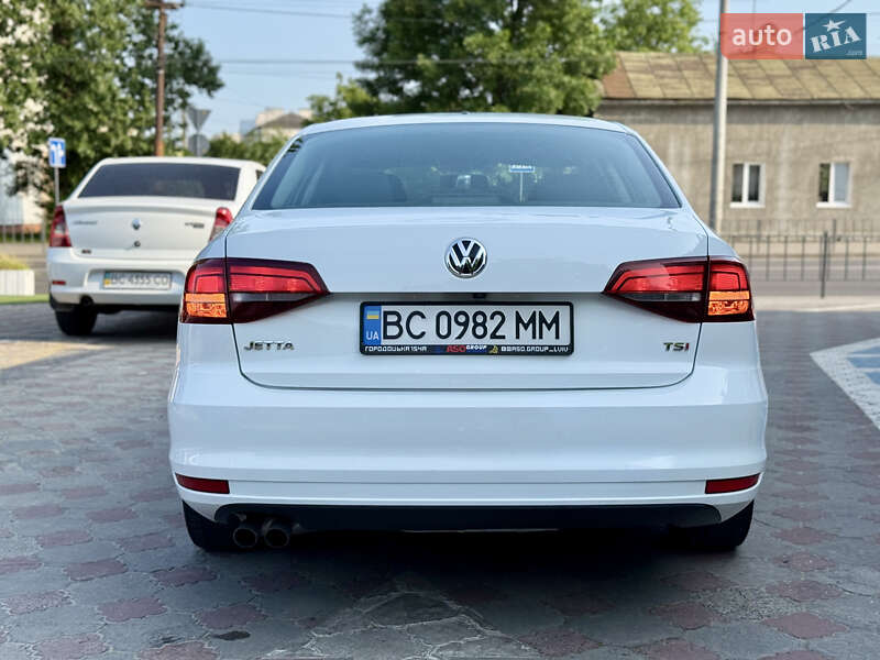 Седан Volkswagen Jetta 2017 в Львові