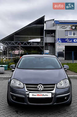 Седан Volkswagen Jetta 2008 в 