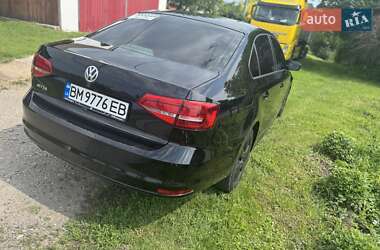 Седан Volkswagen Jetta 2015 в 