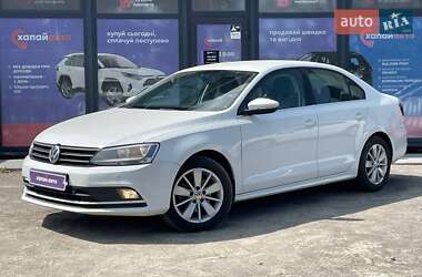 Седан Volkswagen Jetta 2016 в Вінниці