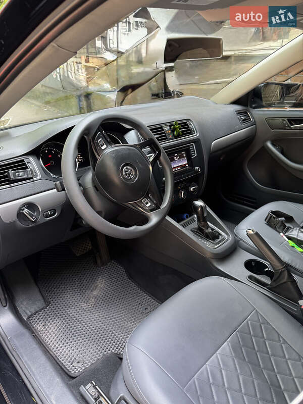 Седан Volkswagen Jetta 2017 в Києві