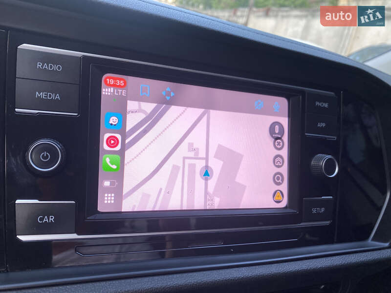 Седан Volkswagen Jetta 2019 в Запоріжжі