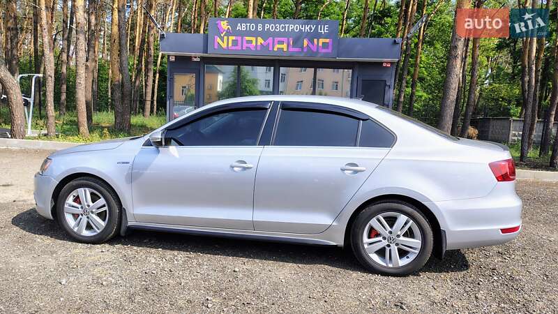 Седан Volkswagen Jetta 2014 в Києві