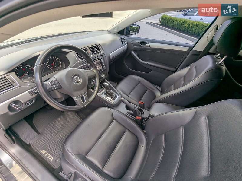 Седан Volkswagen Jetta 2014 в Каменец-Подольском фото 14 Седан Volkswagen Jetta 2014 в Каменец-Подольском