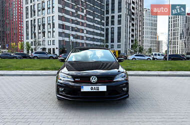 Седан Volkswagen Jetta 2017 в 