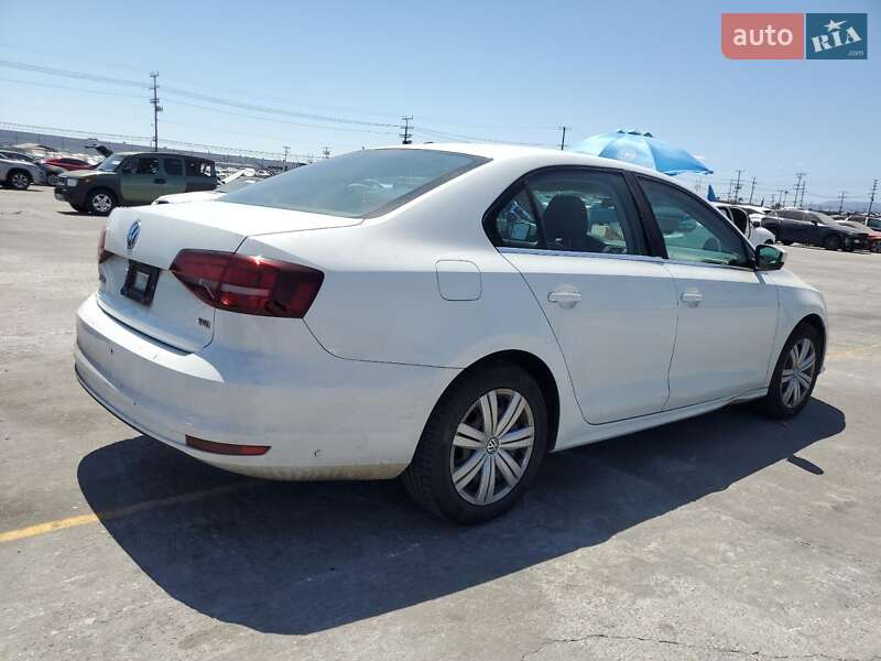 Седан Volkswagen Jetta 2017 в Луцке