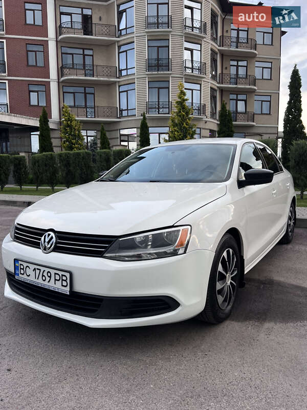 Седан Volkswagen Jetta 2012 в Шептицькому