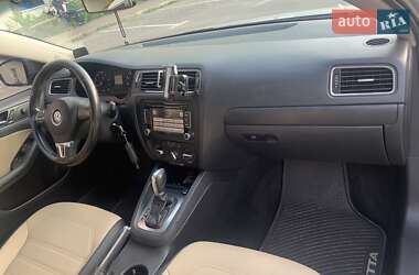 Седан Volkswagen Jetta 2011 в Броварах