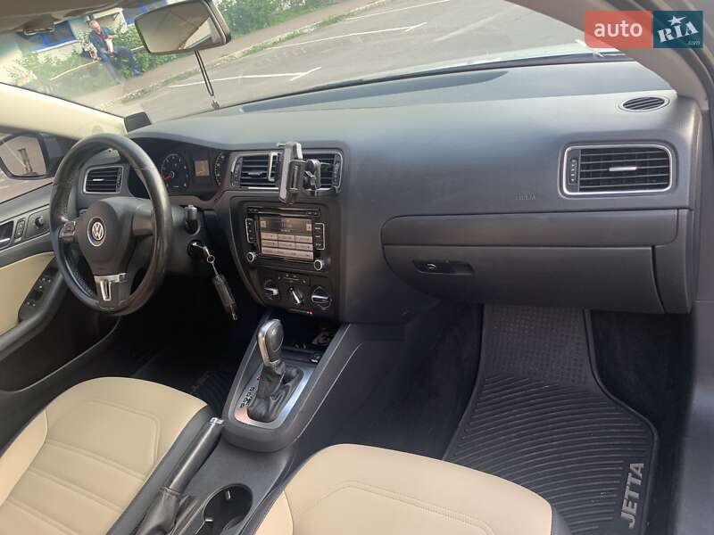 Седан Volkswagen Jetta 2011 в Броварах