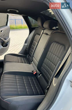 Седан Volkswagen Jetta 2019 в 