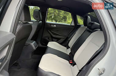 Седан Volkswagen Jetta 2019 в 