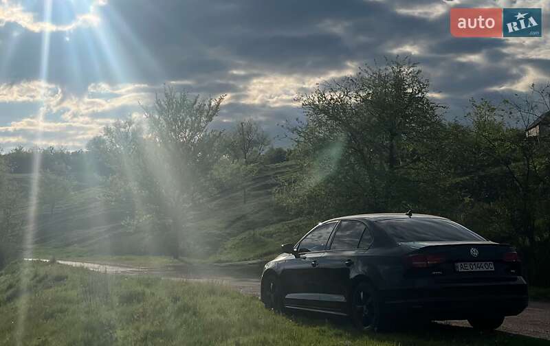 Volkswagen Jetta 2015
