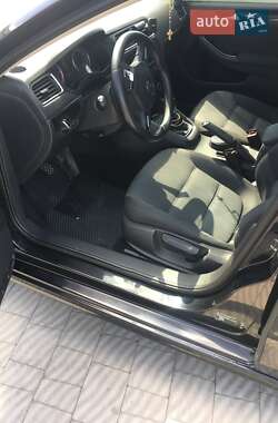 Седан Volkswagen Jetta 2012 в 