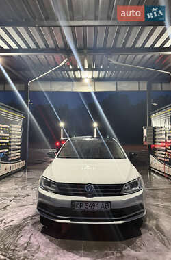 Седан Volkswagen Jetta 2016 в Запорожье
