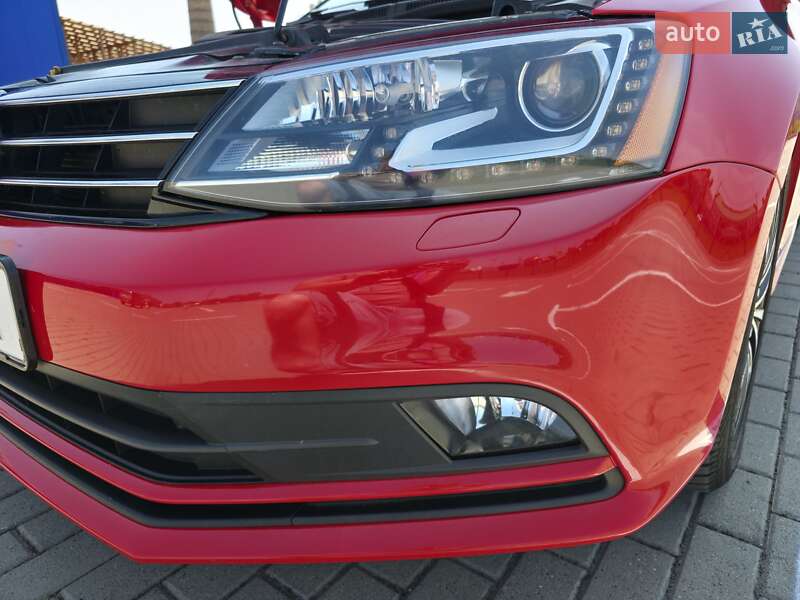 Седан Volkswagen Jetta 2015 в Нововолинську