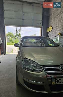 Седан Volkswagen Jetta 2008 в 
