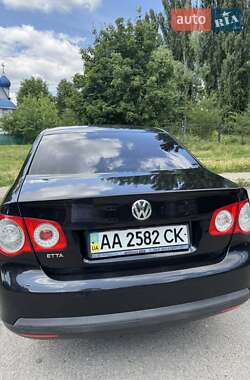 Седан Volkswagen Jetta 2006 в 
