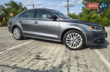 Седан Volkswagen Jetta 2014 в 