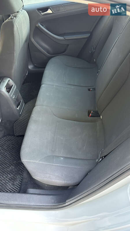 Седан Volkswagen Jetta 2016 в Вінниці