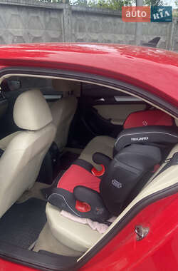 Седан Volkswagen Jetta 2012 в 