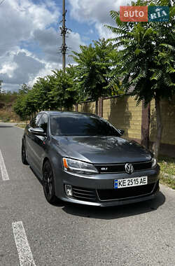 Седан Volkswagen Jetta 2011 в Подгородном