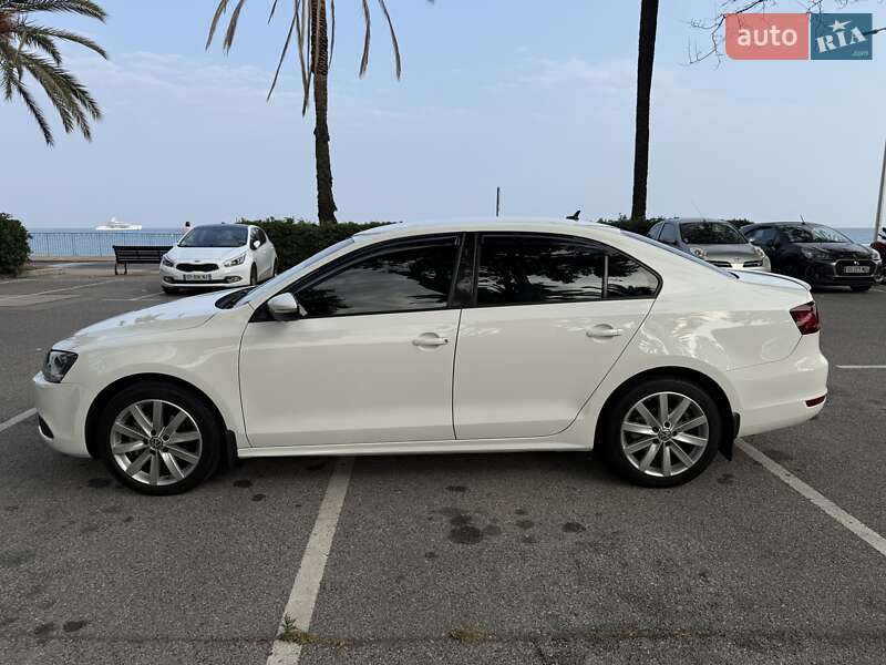 Volkswagen Jetta 2011