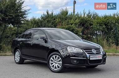 Седан Volkswagen Jetta 2006 в Хмельницькому