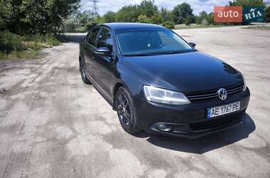 Седан Volkswagen Jetta 2011 в 