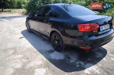 Седан Volkswagen Jetta 2011 в 