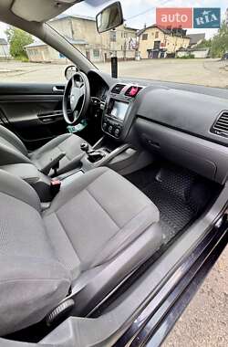 Седан Volkswagen Jetta 2008 в 