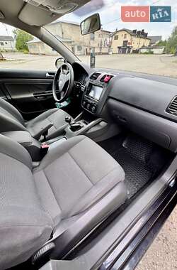 Седан Volkswagen Jetta 2008 в 