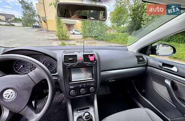 Седан Volkswagen Jetta 2008 в 