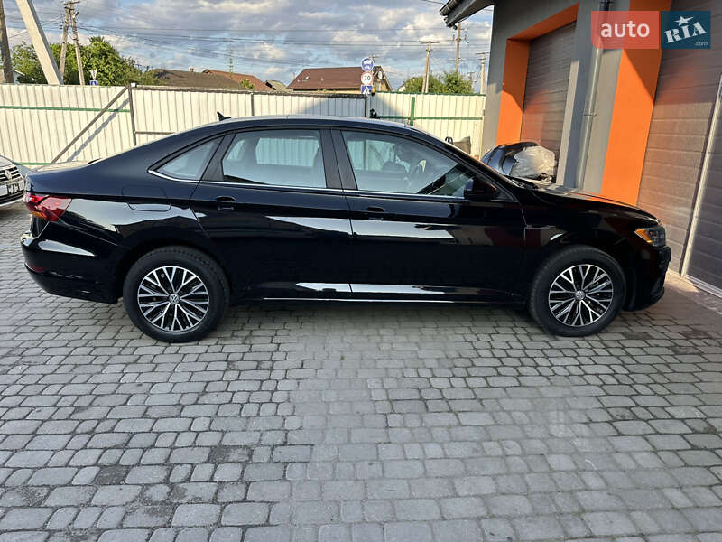Седан Volkswagen Jetta 2019 в Білогородці