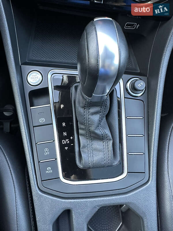 Седан Volkswagen Jetta 2019 в Білогородці