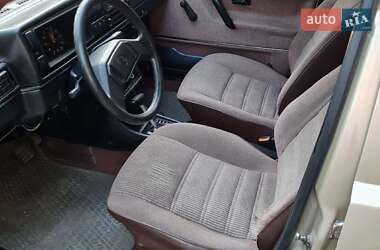 Седан Volkswagen Jetta 1984 в 