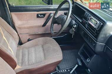Седан Volkswagen Jetta 1984 в 