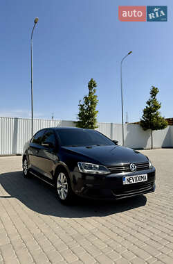 Седан Volkswagen Jetta 2011 в Гайсину