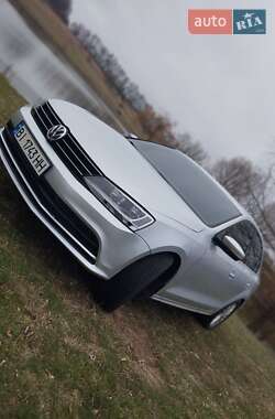 Седан Volkswagen Jetta 2014 в 