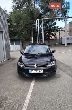 Седан Volkswagen Jetta 2013 в Дніпрі