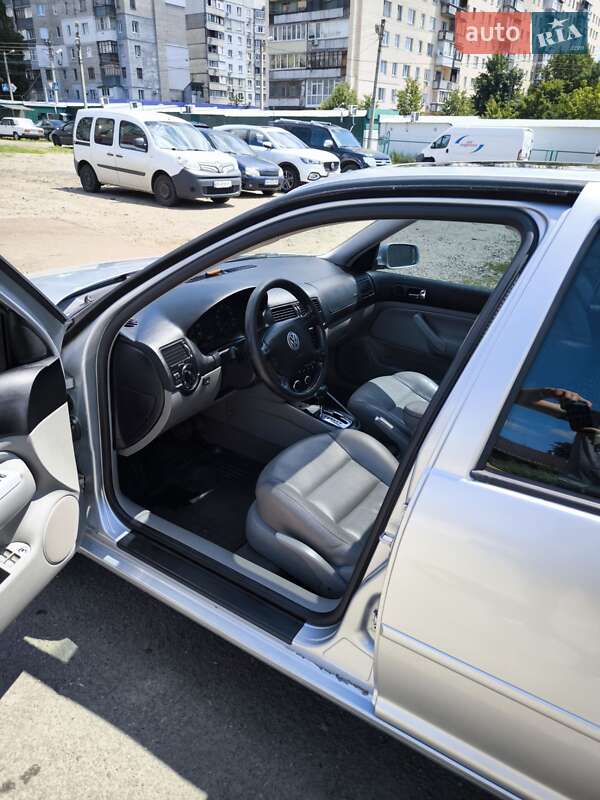 Седан Volkswagen Jetta 2003 в Харькове