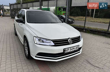Седан Volkswagen Jetta 2016 в Запорожье
