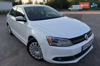 Седан Volkswagen Jetta 2012 в Житомирі