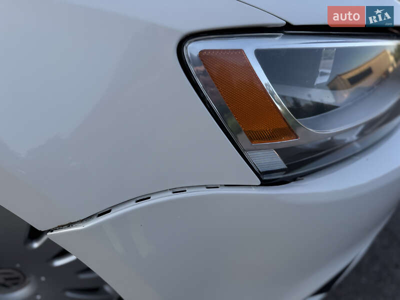 Седан Volkswagen Jetta 2012 в Житомире