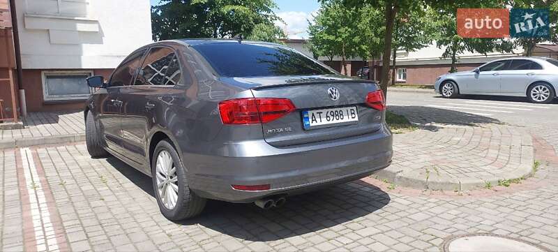 Седан Volkswagen Jetta 2014 в Івано-Франківську