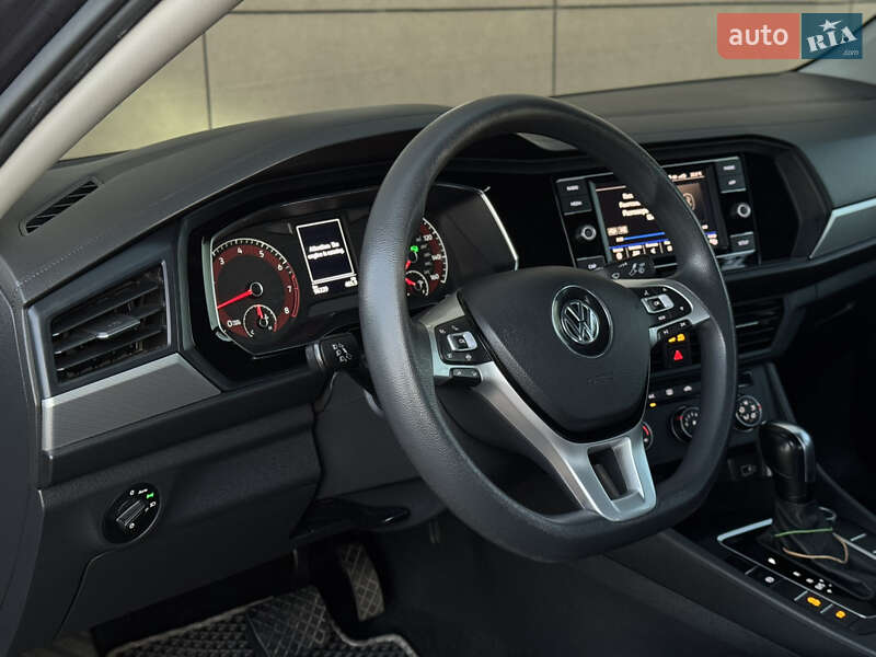 Седан Volkswagen Jetta 2018 в Кривому Розі