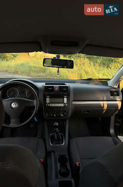 Седан Volkswagen Jetta 2007 в 